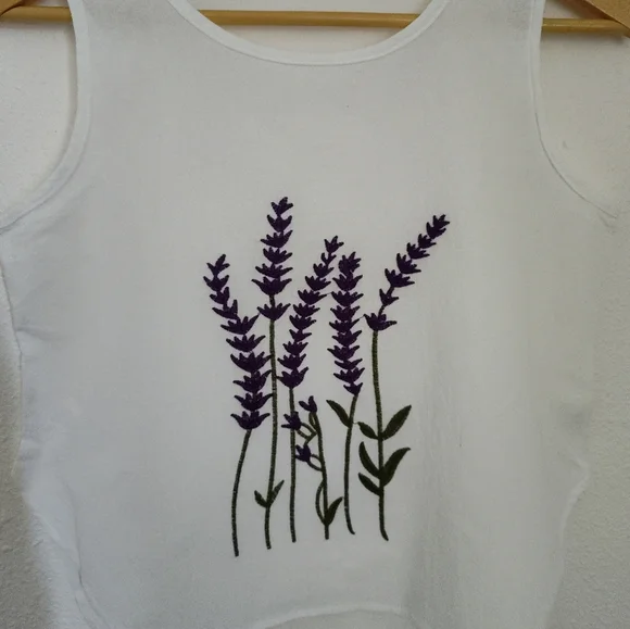 Embroidered Purple Heather Sleeveless Garden Girl Cottage Core  Top Size Medium - Picture 7 of 7